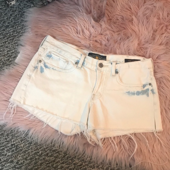 Lucky Brand Pants - Lucky 🍀 denim cutoff shorts